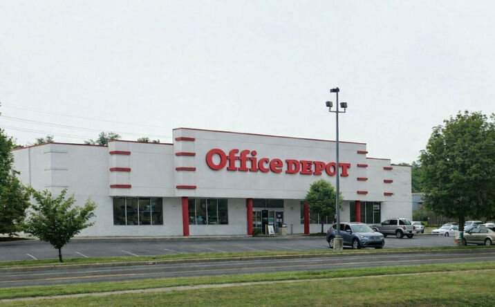 Pictures of Retail property located at 745 Foxcroft Ave, Martinsburg, WV 25401 for sales - image #1