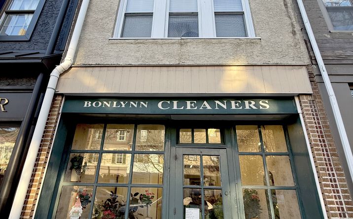 Pictures of Mixed Use, Retail property located at 8522 Germantown Ave, Philadelphia, PA 19118 for sales - image #1