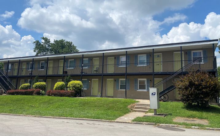 Pictures of Multifamily property located at 1416 Townley Dr, Lexington, KY 40511 for sales - image #1