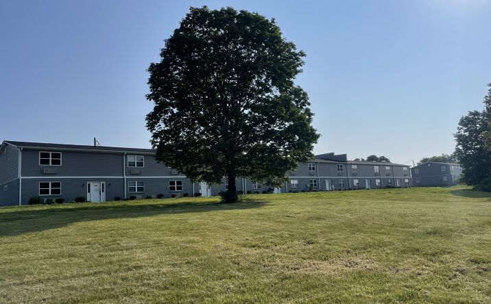 Pictures of Multifamily property located at 200 N Hill-N-Dale St, Danville, KY 40422 for sales - image #1