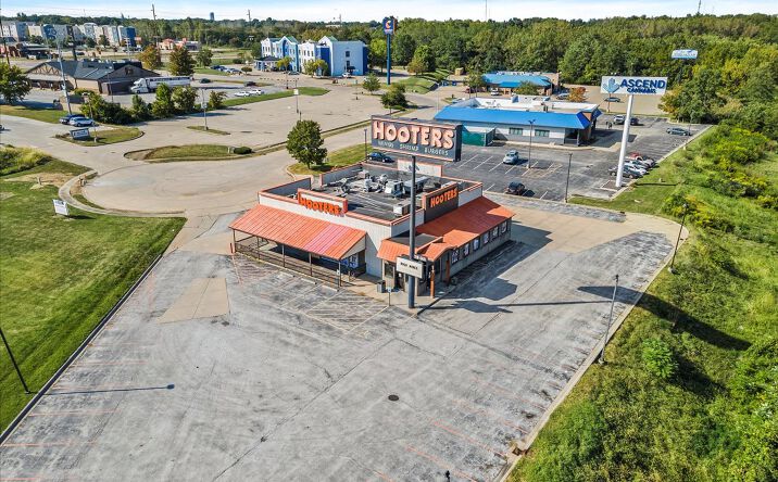Pictures of Retail property located at 3241 Horizon Dr, Springfield, IL, USA, Springfield, IL 62703 for sales - image #1