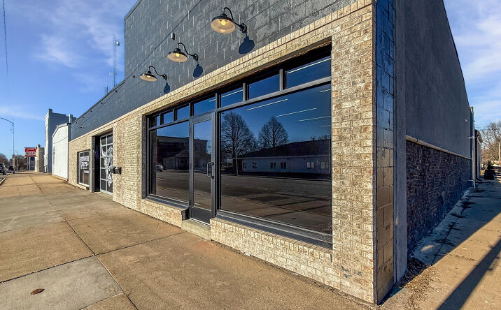 Pictures of Mixed Use, Retail property located at 901 W Mamie Eisenhower Ave, Boone, IA 50036 for sales - image #1