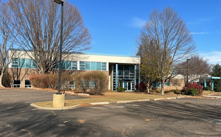 Pictures of Office property located at 3190 Tremont Ave, Feasterville-Trevose, PA 19053 for sales - image #1