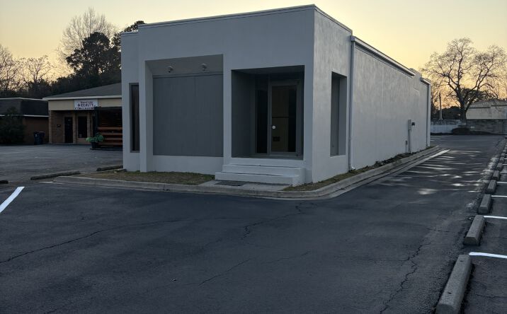 Pictures of Retail, Office property located at 1017 N Houston Rd, Warner Robins, GA 31093 for sales - image #1