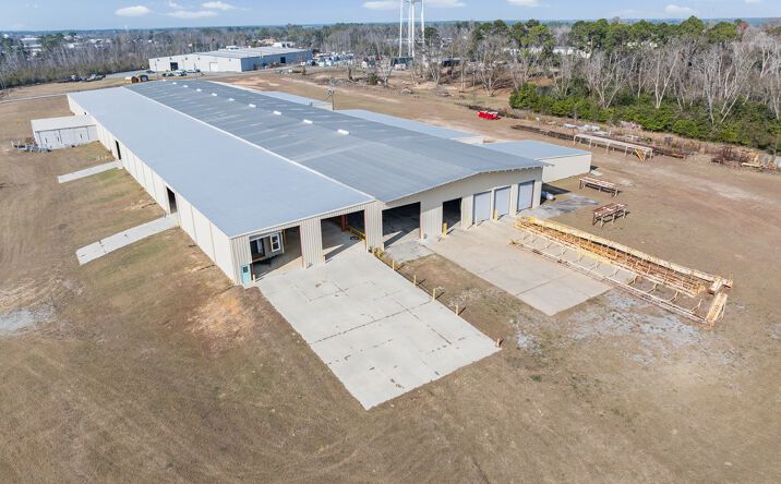 Pictures of Industrial property located at 28 Industrial Park Rd, McRae-Helena, GA 31055 for sales - image #1