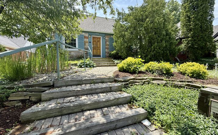 Pictures of Mixed Use, Office property located at 415 W Grand River Ave, East Lansing, MI 48823 for sales - image #1