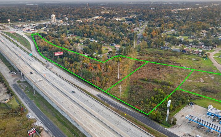 Pictures of Land property located at 2327 Lutcher Dr, Orange, TX 77630 for sales - image #1