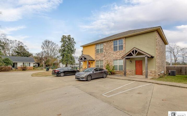 Pictures of Multifamily property located at 109 Claiborne St, West Monroe, LA 71291 for sales - image #1