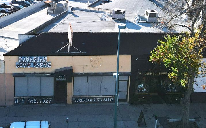 Pictures of Retail property located at 4869 Lankershim Blvd, Los Angeles, CA 91601 for sales - image #1