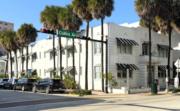 Pictures of Retail property located at 800 Collins Ave, Miami Beach, FL 33139 for sales - image #1