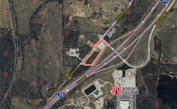 Pictures of Land property located at SWC I-35 & Hwy 77, Thcakerville, OK, Thackerville, OK 73459 for sales - image #1