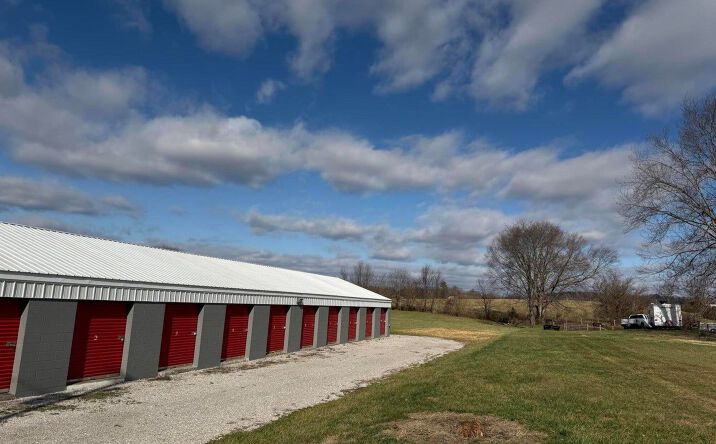 Pictures of Mixed Use property located at 120 Alexander St, Monticello, KY 42633 for sales - image #1