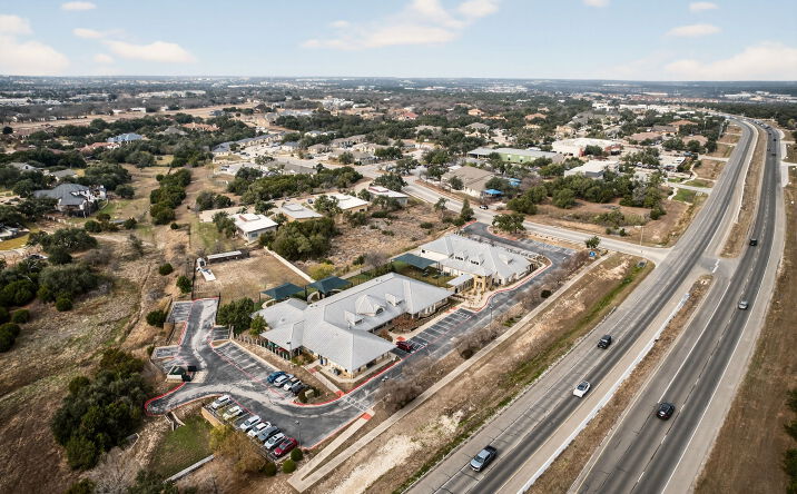 Pictures of Office, Retail property located at 11651 W Parmer Ln, Cedar Park, TX 78613 for sales - image #1