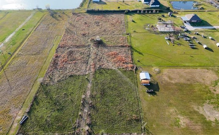 Pictures of Land property located at Lot 7 Simon Lebleu Road, Lake Charles, LA 70607 for sales - image #1