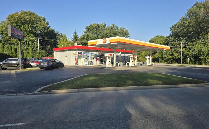 Pictures of Business for Sale, Special Purpose property located at 37740 N Sheridan Road, Beach Park, IL 60087 for sales - image #1