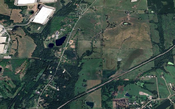 Pictures of Land property located at Intersection of B & H Highway, Pleasant Valley, MO 64068 for sales - image #1