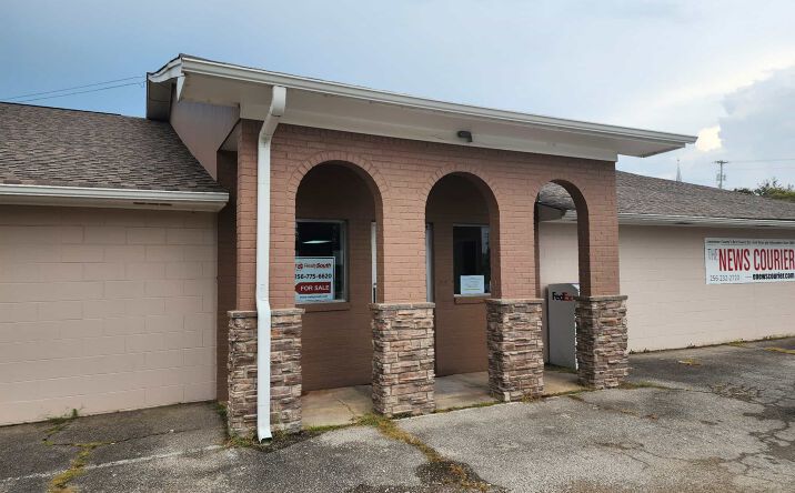Pictures of Office property located at 410 W Green St, Athens, AL 35611 for sales - image #1