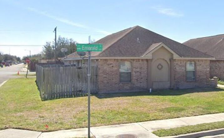 Pictures of Multifamily property located at 705 Emerald Drive, Pharr, TX 78577 for sales - image #1