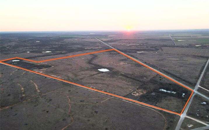 Pictures of Land property located at 302 Co Rd 620, Ovalo, TX 79541 for sales - image #1