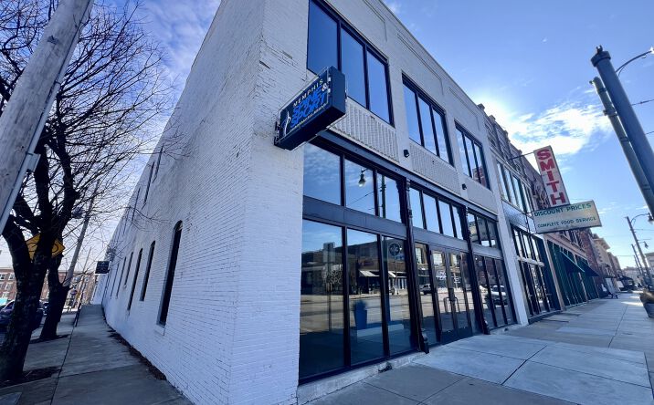 Pictures of Mixed Use property located at 372 S Main St, Memphis, TN 38103 for sales - image #1