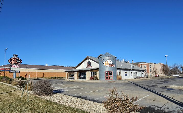 Pictures of Retail property located at 223 McCall Rd, Manhattan, KS 66502 for sales - image #1
