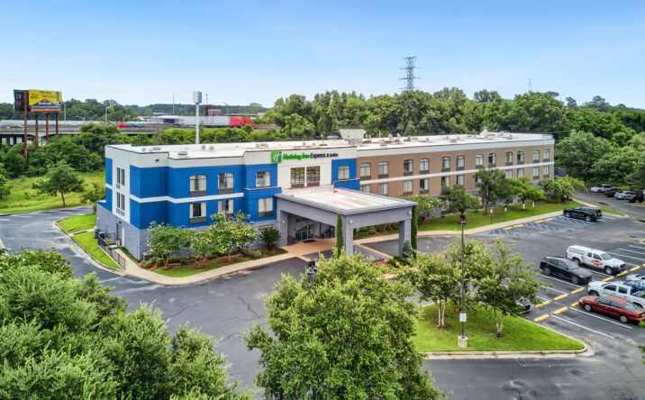 Pictures of Hospitality property located at 516 Springhill Plaza Ct, Mobile, AL 36608 for sales - image #1