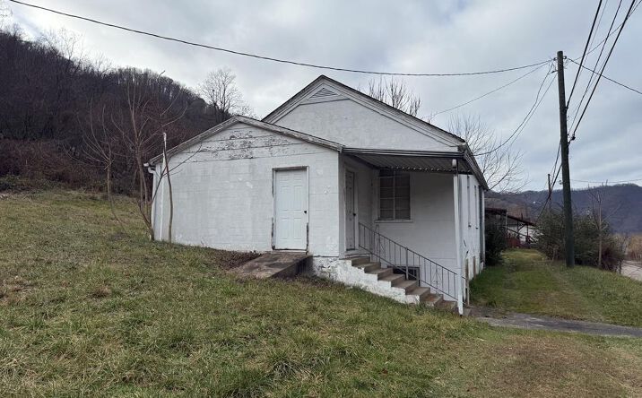 Pictures of Special Purpose property located at Deepwater Mountain Rd, Deepwater, WV 25057 for sales - image #1