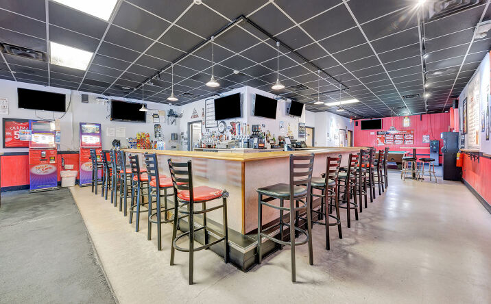 Pictures of Business for Sale property located at 5870 Cheviot Rd, Cincinnati, OH 45247 for sales - image #1
