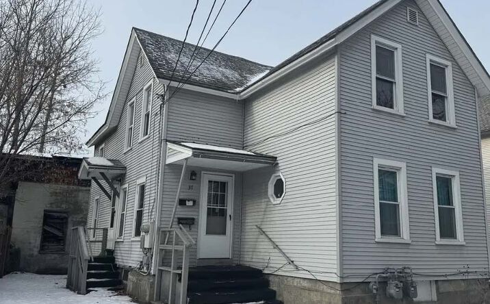 Pictures of Multifamily property located at 37 Drew St, Burlington, VT 05401 for sales - image #1