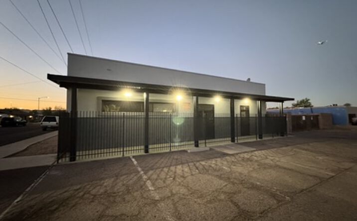 Pictures of Hospitality, Mixed Use, Office, Retail, Special Purpose property located at 301 W Mohave St, Phoenix, AZ 85003 for sales - image #1