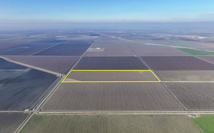 Pictures of Land property located at SE corner Napa, San Joaquin, CA 93627 for sales - image #1