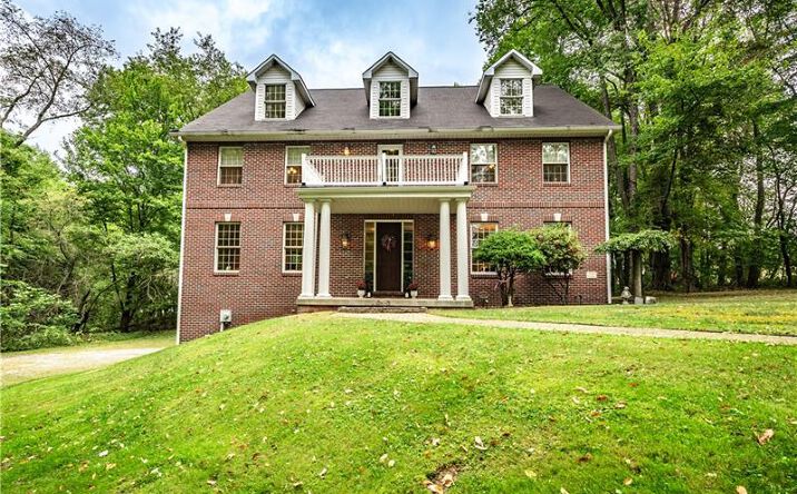 Pictures of Hospitality, Land, Mixed Use, Special Purpose property located at 102 Patriot Lane, Butler, PA 16001 for sales - image #1