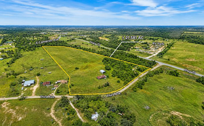 Pictures of Land property located at 1111 E 3rd St, Rockdale, TX 76567 for sales - image #1