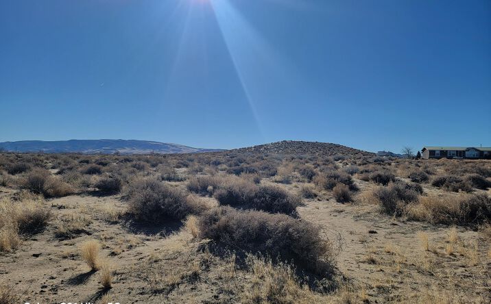 Pictures of Land property located at 1595 E 6th St, Silver Springs, NV 89429 for sales - image #1