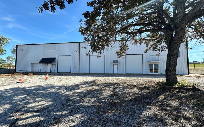 Pictures of Office property located at 3015 S Burleson Blvd, Burleson, TX 76028 for sales - image #1