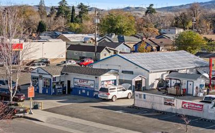Pictures of Retail, Business for Sale property located at 230 E Tehachapi, Tehachapi, CA 93561 for sales - image #1