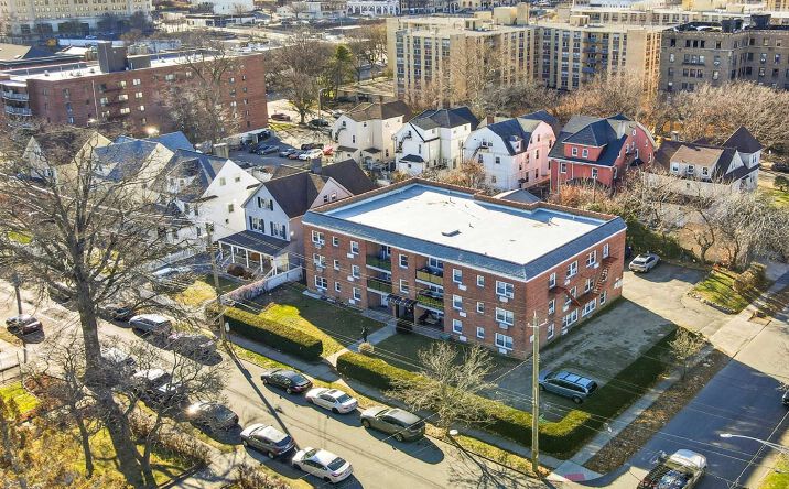Pictures of Retail property located at 30 Archer Ave, Mount Vernon, NY 10550 for sales - image #1