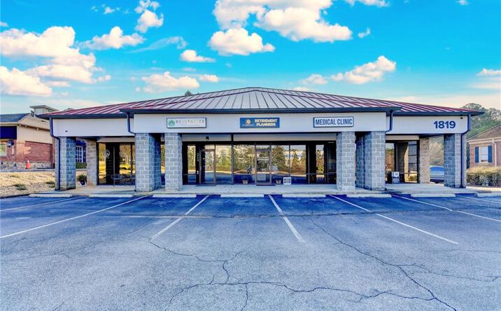 Pictures of Mixed Use, Office, Retail property located at 1819 Buford Highway, Buford, GA 30518 for sales - image #1