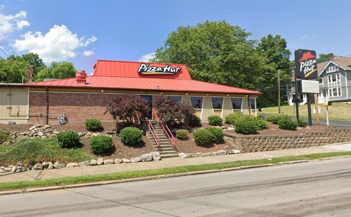 Pictures of Retail property located at 305 N Jefferson St, New Castle, PA 16101 for sales - image #1