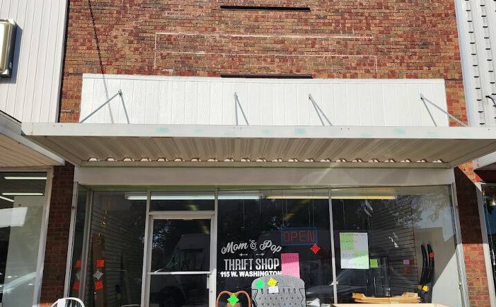 image of property at 115 W WASHINGTON ST Rushville IL 62681-1433