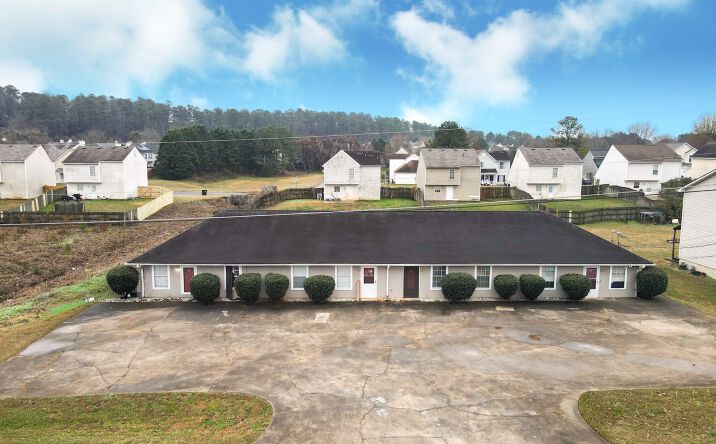 Pictures of Multifamily, Mixed Use property located at 124 Evergreen Trail SE, Cartersville, GA 30121 for sales - image #1