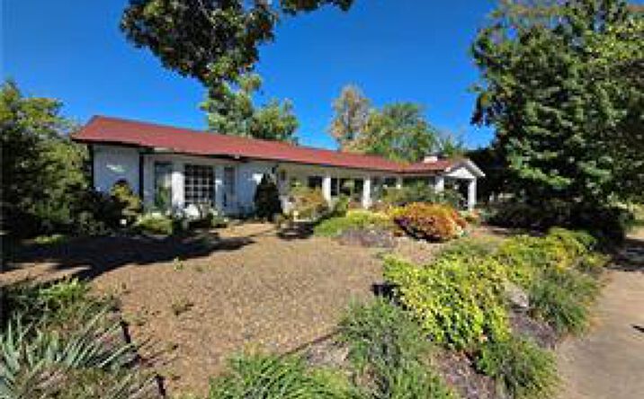 Pictures of Land property located at 610 W Central Ave, Bentonville, AR 72712 for sales - image #1