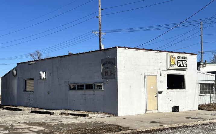 Pictures of Office, Retail, Industrial property located at 207 E Montgomery Street, Creston, IA 50801 for sales - image #1
