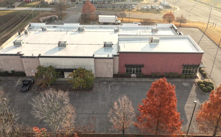 Pictures of Retail, Office property located at 1751 Vann Drive, Jackson, TN 38305 for sales - image #1