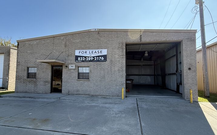 Pictures of Industrial property located at 5912 FM 517 Rd E, Dickinson, TX 77539 for sales - image #1
