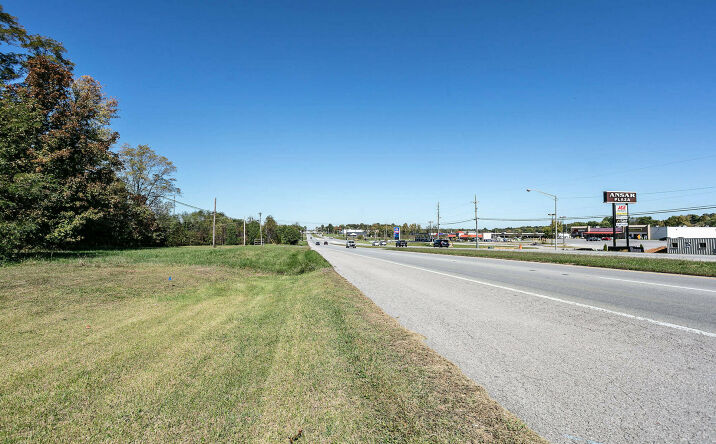 Pictures of Land property located at 2393 S Dixie Blvd, Radcliff, KY 40160 for sales - image #1