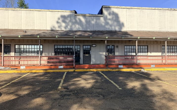 Pictures of Business for Sale, Mixed Use, Office, Retail property located at 4095 Northview Dr, Jackson, MS 39206 for sales - image #1