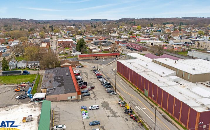 Pictures of Retail property located at 125 E Taggart St, East Palestine, OH 44413 for sales - image #1