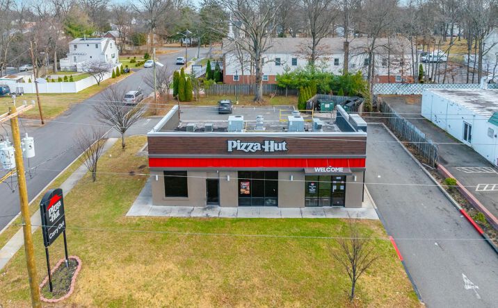 Pictures of Retail property located at 1236 St Georges Ave, Woodbridge Township, NJ 07001 for sales - image #1