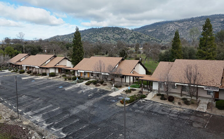 Pictures of Office property located at 31975 - 31985 Lodge Road, Auberry, CA, USA, Auberry, CA 93602 for sales - image #1
